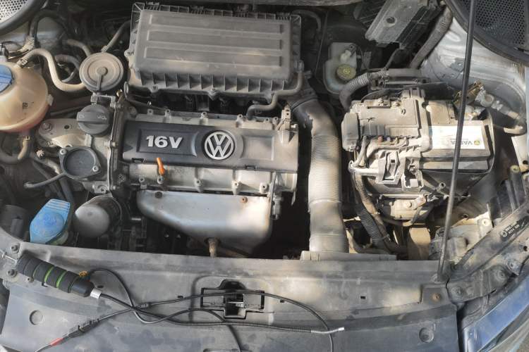Used Volkswagen Polo 2013 1.4L Automatic Comfort Edition Engine Bay