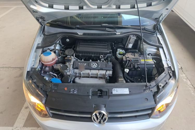 Used Volkswagen Polo 2013 1.4L Automatic Comfort Edition Engine Bay
