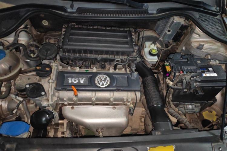 Used Volkswagen Polo 2013 1.4L Manual Fashion Edition Engine Bay