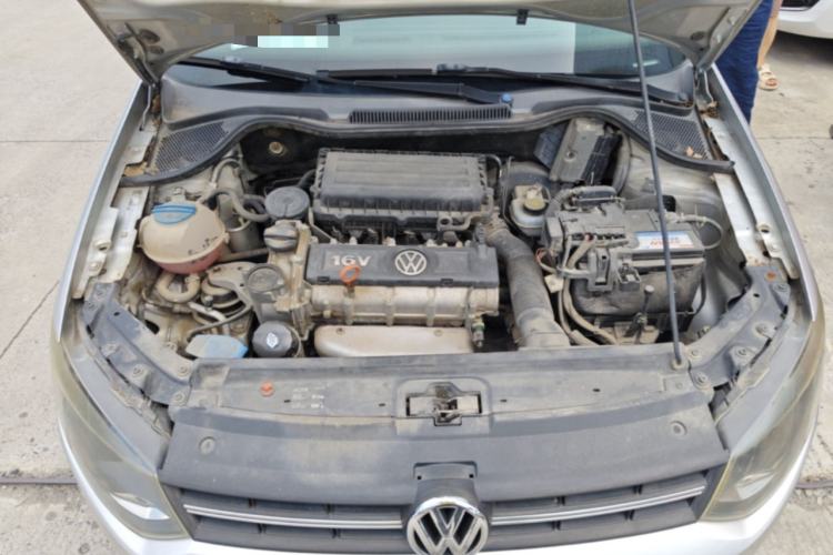 Used Volkswagen Polo 2013 1.6L Automatic Comfort Edition Engine Bay