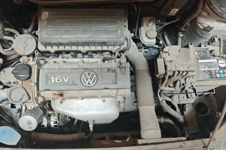 Used Volkswagen Polo 2013 1.4L Manual Fashion Edition Engine Bay