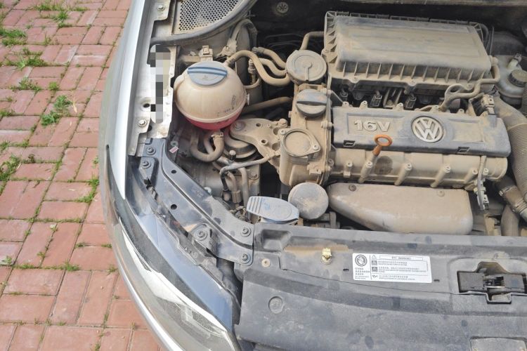 Used Volkswagen Polo 2013 1.4L Automatic Comfort Edition Engine Bay Right
