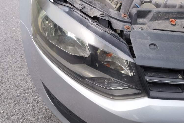 Used Volkswagen Polo 2013 1.4L Manual Fashion Edition Engine Bay Right