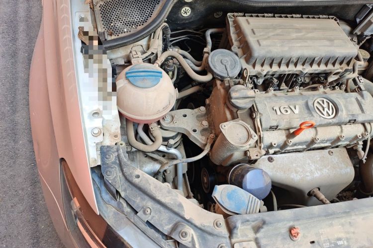 Used Volkswagen Polo 2013 1.4L Automatic Comfort Edition Engine Bay Right