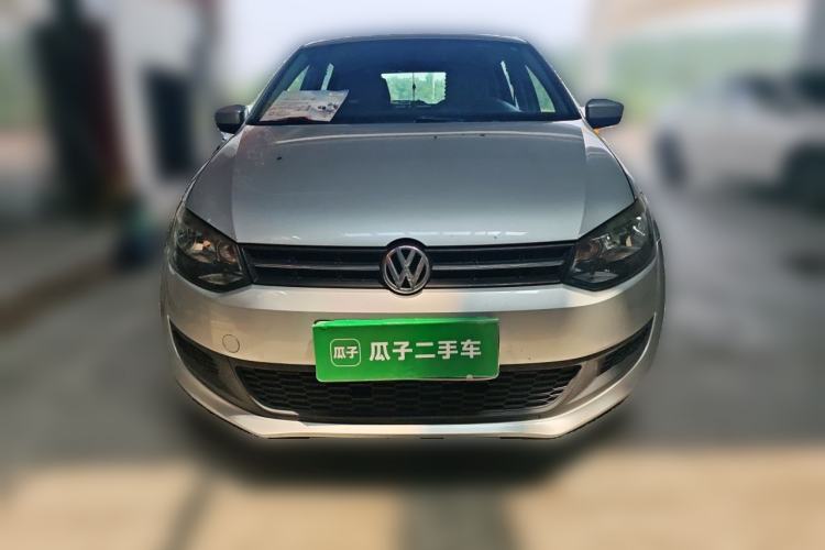 Used Volkswagen Polo 2013 1.4L Manual Fashion Edition Front