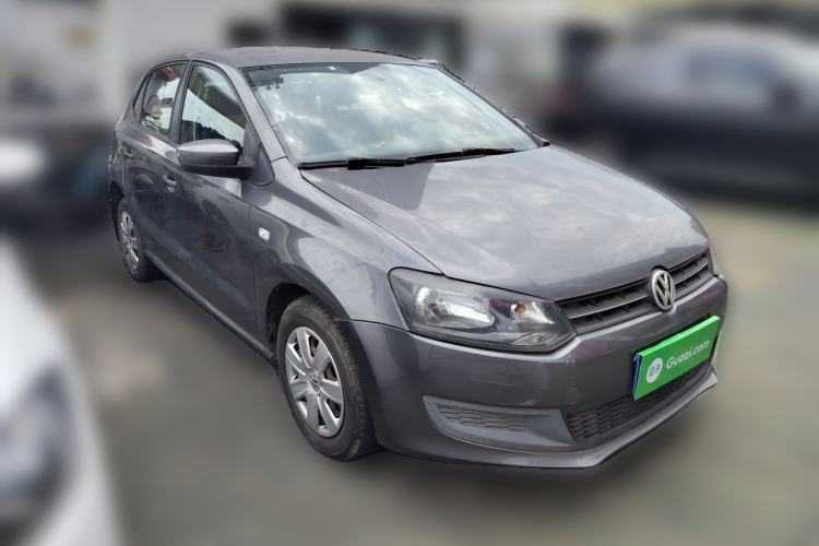 Used Volkswagen Polo 2013 1.4L Manual Fashion Edition Front Right 45 Deg