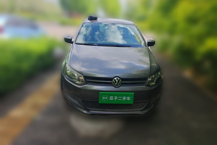 Used Volkswagen Polo 2013 1.4L Manual Fashion Edition Front