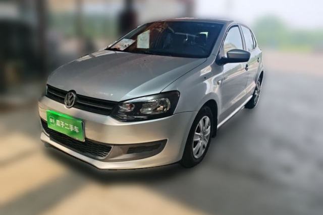 Used Volkswagen Polo 2013 1.4L Manual Fashion Edition