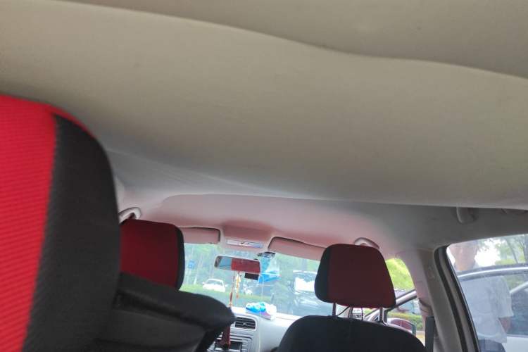 Used Volkswagen Polo 2013 1.4L Automatic Comfort Edition Headliner