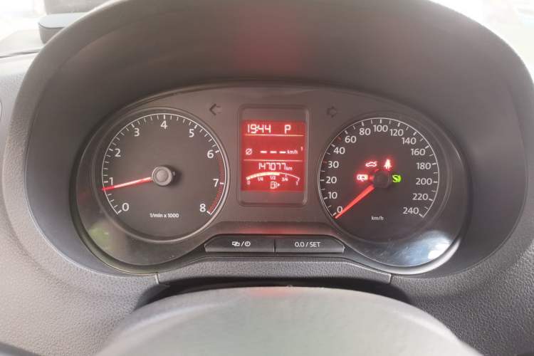 Used Volkswagen Polo 2013 1.4L Automatic Comfort Edition Instrument Cluster