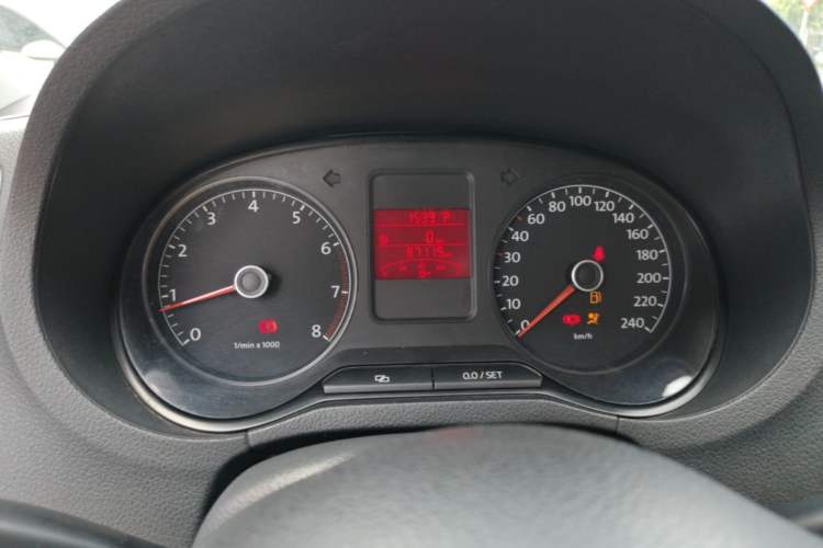 Used Volkswagen Polo 2013 1.6L Automatic Comfort Edition Instrument Cluster