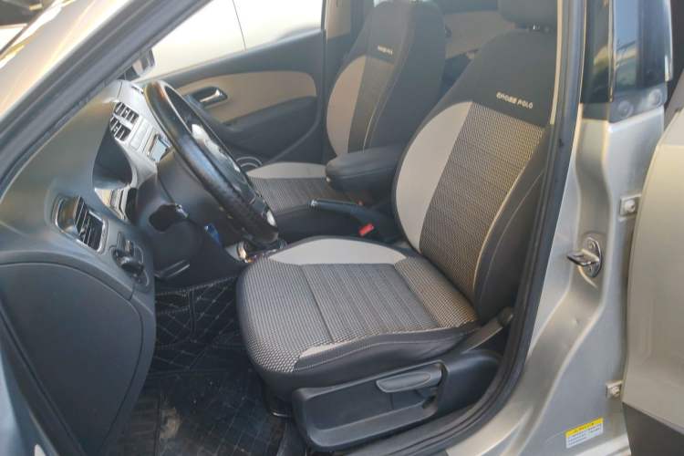 Used Volkswagen Polo 2013 1.6L Automatic Comfort Edition Left Front Seat