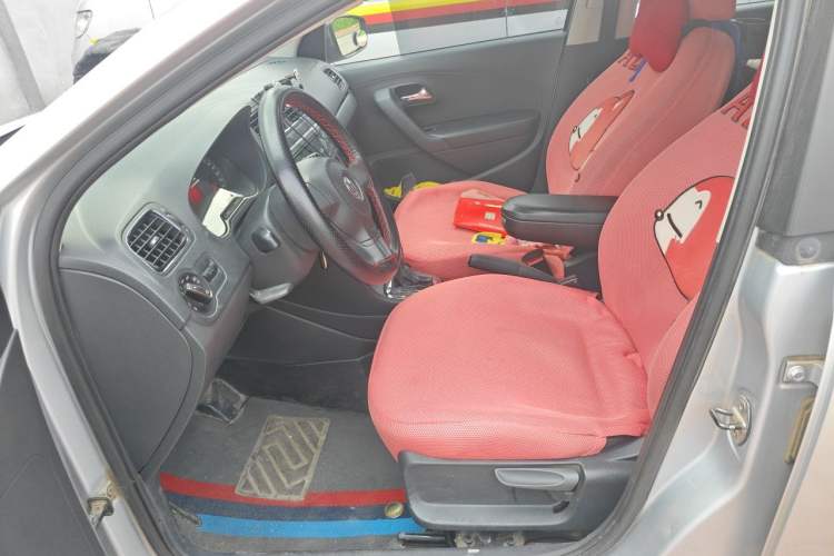 Used Volkswagen Polo 2013 1.4L Automatic Comfort Edition Left Front Seat