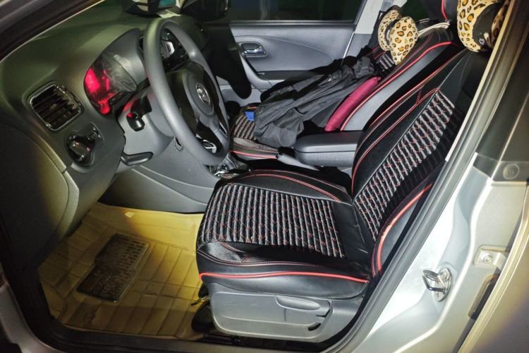Used Volkswagen Polo 2013 1.4L Automatic Comfort Edition Left Front Seat