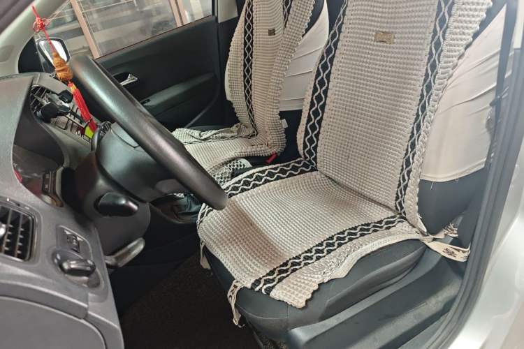 Used Volkswagen Polo 2013 1.4L Manual Fashion Edition Left Front Seat