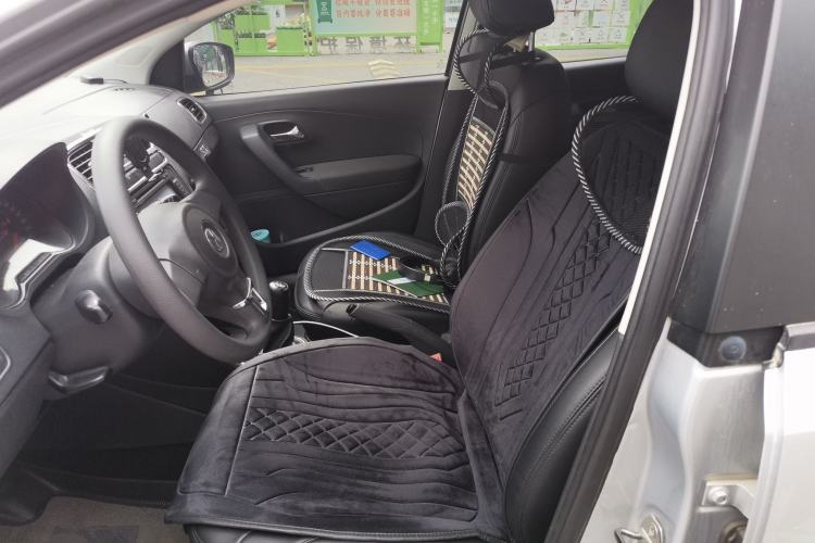 Used Volkswagen Polo 2013 1.4L Manual Fashion Edition Left Front Seat