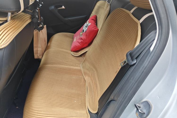 Used Volkswagen Polo 2013 1.6L Automatic Luxury Edition Left Rear Seat