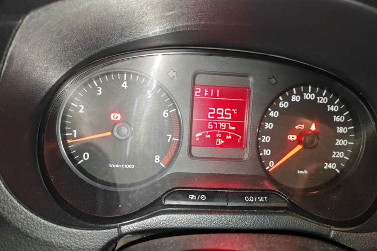 Used Volkswagen Polo 2013 1.4L Manual Fashion Edition Odometer Close Up