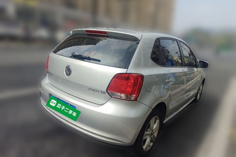 Used Volkswagen Polo 2013 1.6L Automatic Comfort Edition Rear Right 45 Deg