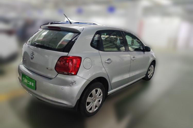 Used Volkswagen Polo 2013 1.4L Manual Fashion Edition Rear Right 45 Deg