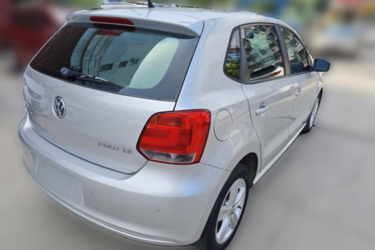 Used Volkswagen Polo 2013 1.6L Automatic Comfort Edition Rear Right 45 Deg