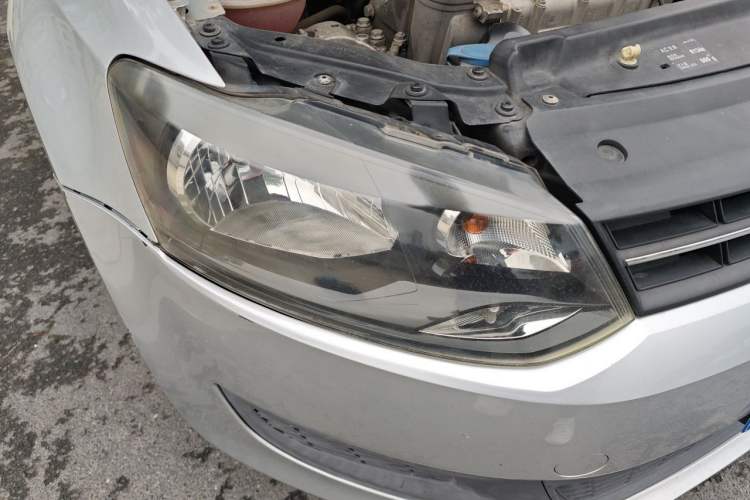 Used Volkswagen Polo 2013 1.4L Manual Fashion Edition Right Front Headlight