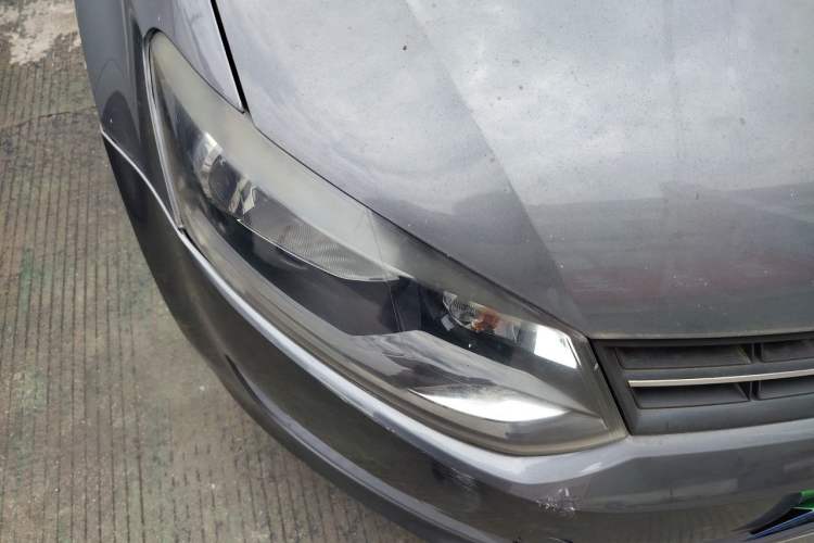 Used Volkswagen Polo 2013 1.4L Manual Fashion Edition Right Front Headlight