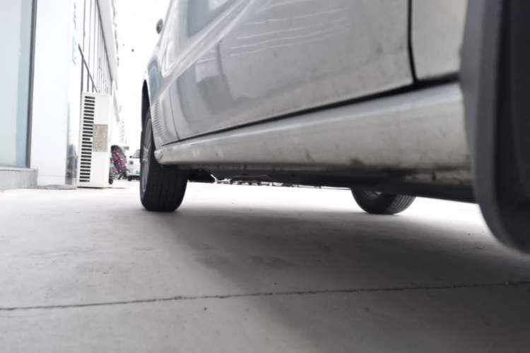 Used Volkswagen Polo 2013 1.4L Manual Fashion Edition Right Side Sill