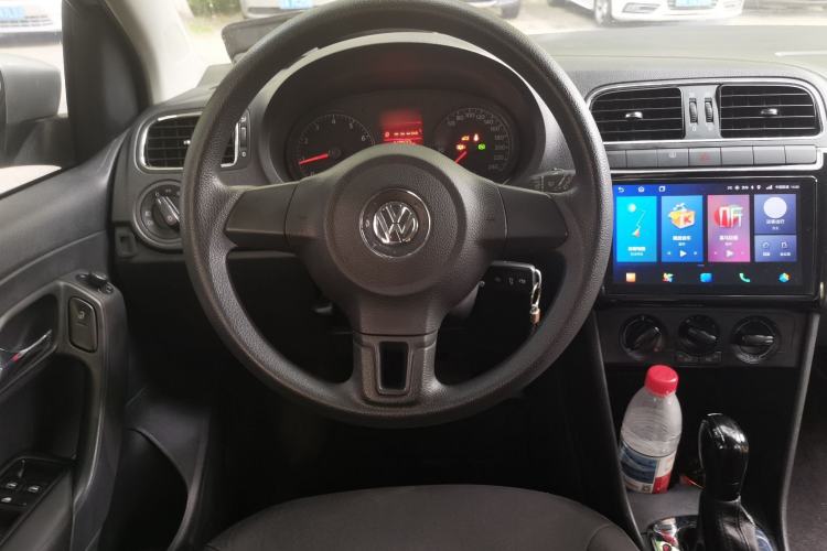 Used Volkswagen Polo 2013 1.4L Automatic Comfort Edition Steering Wheel