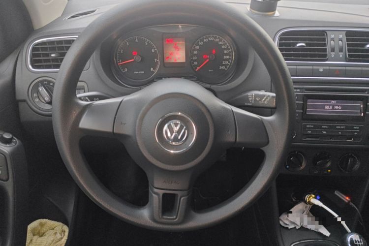 Used Volkswagen Polo 2013 1.4L Manual Comfort Edition Steering Wheel