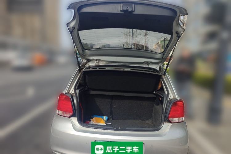 Used Volkswagen Polo 2013 1.6L Automatic Comfort Edition Trunk