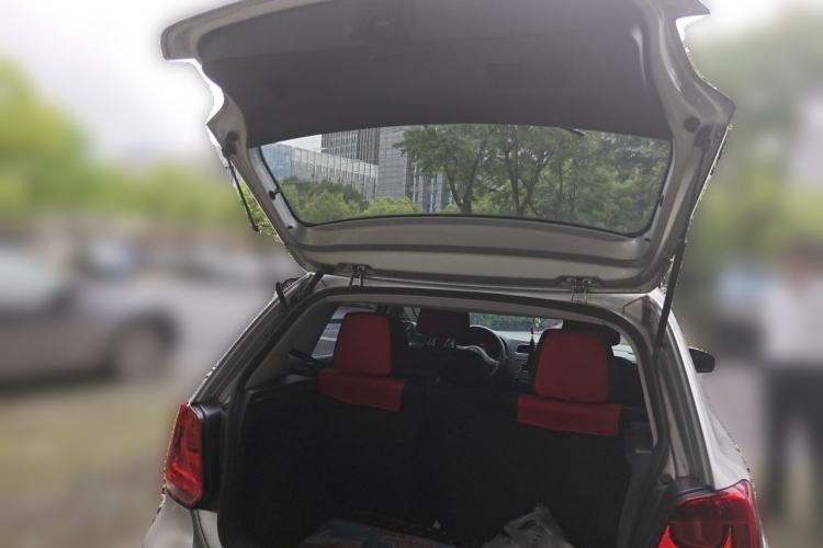 Used Volkswagen Polo 2013 1.4L Automatic Comfort Edition Trunk