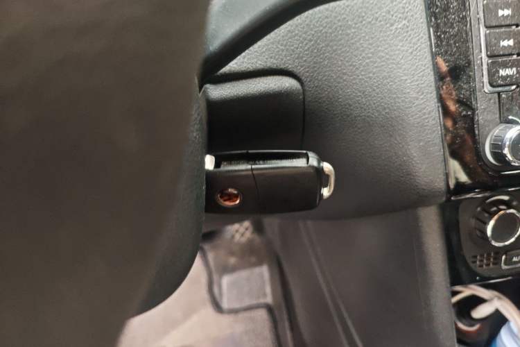 Used Volkswagen Polo 2013 1.4L Automatic Luxury Edition Vehicle Key