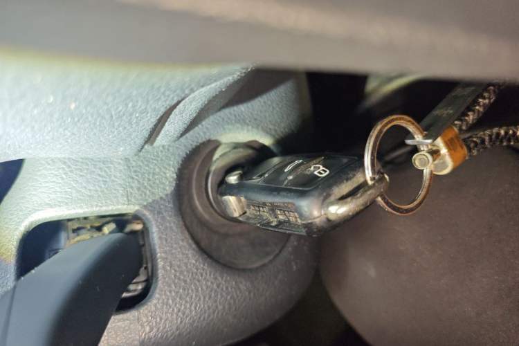 Used Volkswagen Polo 2013 1.4L Automatic Comfort Edition Vehicle Key