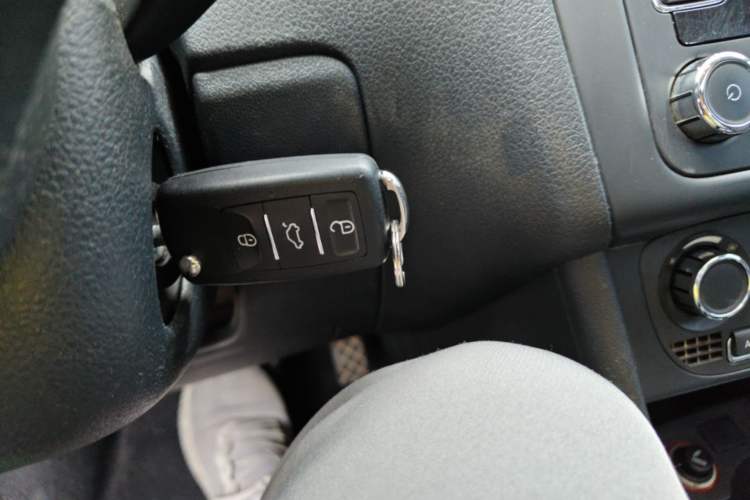 Used Volkswagen Polo 2013 1.6L Automatic Comfort Edition Vehicle Key