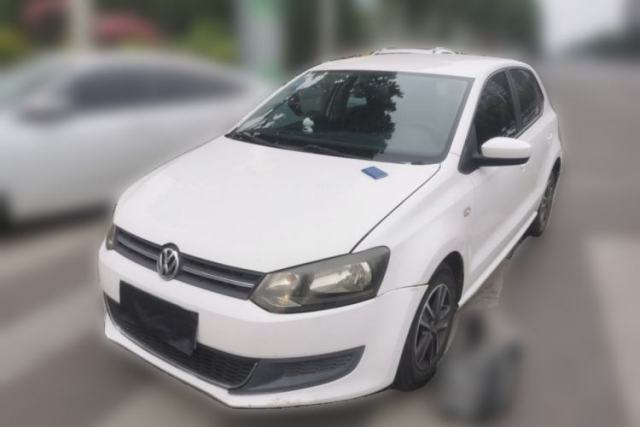 Used Volkswagen Polo 2013 1.4L Manual Fashion Edition