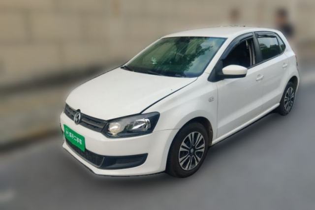 Ojetý Volkswagen Polo 2013 1.4L Manual Fashion Edition