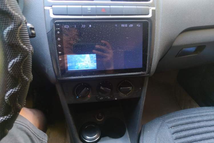 Used Volkswagen Polo 2013 1.6L Manual Comfort Edition Audio And AC Panel