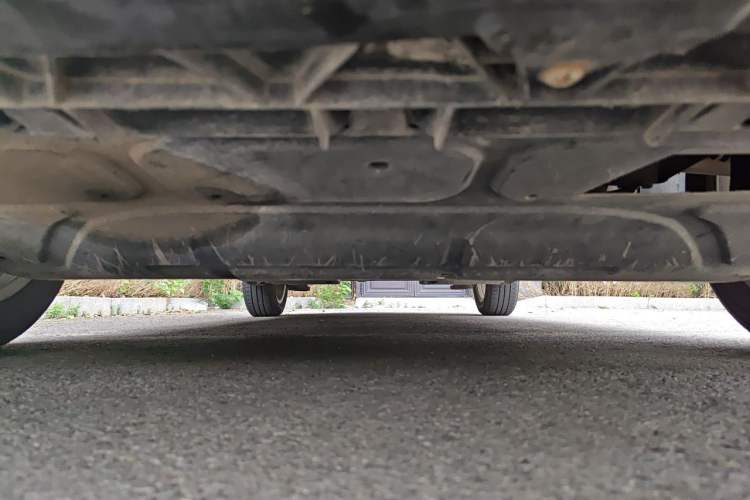 Used Volkswagen Polo 2013 1.6L Manual Comfort Edition Chassis Front