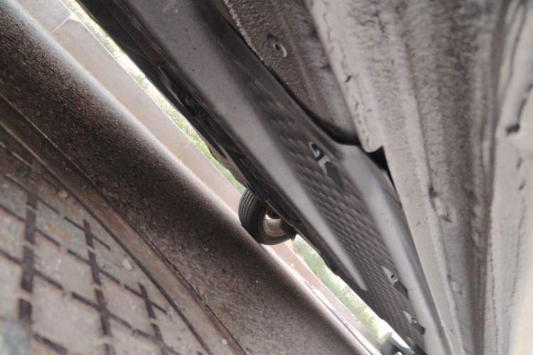 Used Volkswagen Polo 2013 1.6L Automatic Comfort Edition Chassis Front Left