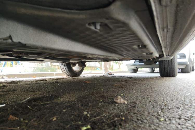 Used Volkswagen Polo 2013 1.6L Automatic Luxury Edition Chassis Front Left