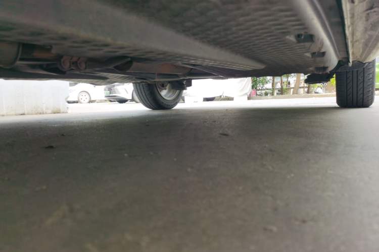 Used Volkswagen Polo 2013 1.6L Manual Comfort Edition Chassis Front Left