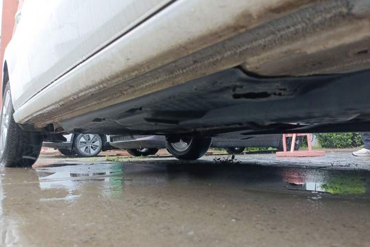 Used Volkswagen Polo 2013 1.4L Manual Comfort Edition Chassis Front Right