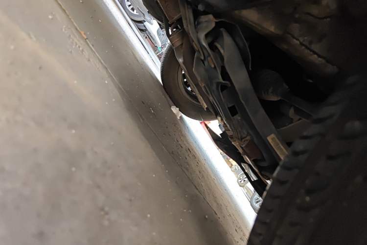 Used Volkswagen Polo 2013 1.4L Manual Fashion Edition Chassis Front Right