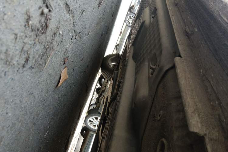 Used Volkswagen Polo 2013 1.4L Automatic Comfort Edition Chassis Front Right