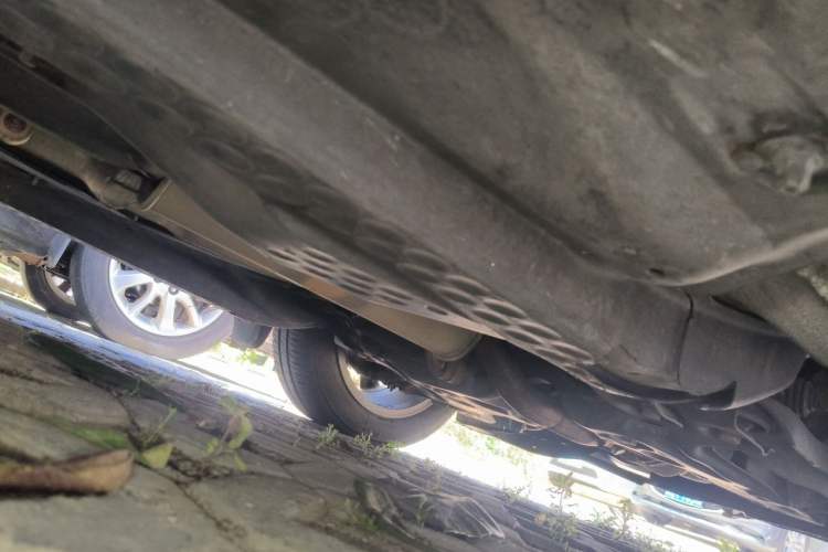 Used Volkswagen Polo 2013 1.6L Manual Comfort Edition Chassis Front Right
