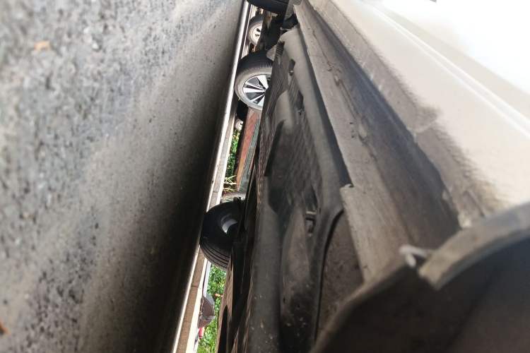 Used Volkswagen Polo 2013 1.4L Manual Fashion Edition Chassis Front Right
