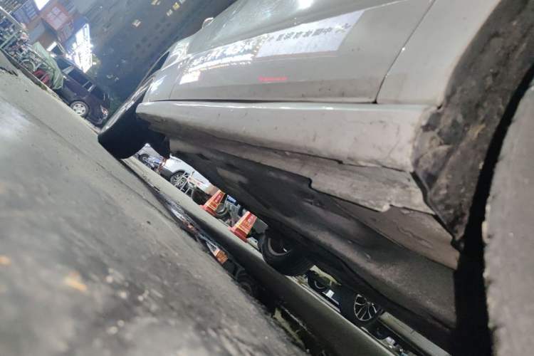Used Volkswagen Polo 2013 1.6L Automatic Comfort Edition Chassis Front Right