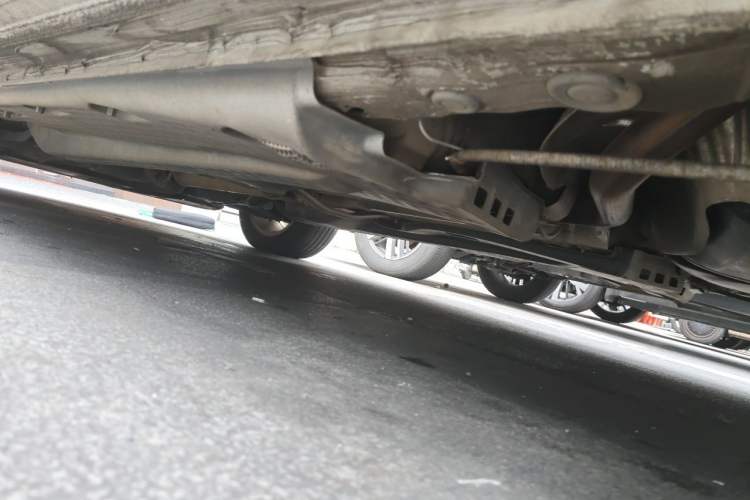Used Volkswagen Polo 2013 1.6L Automatic Comfort Edition Chassis Rear Left