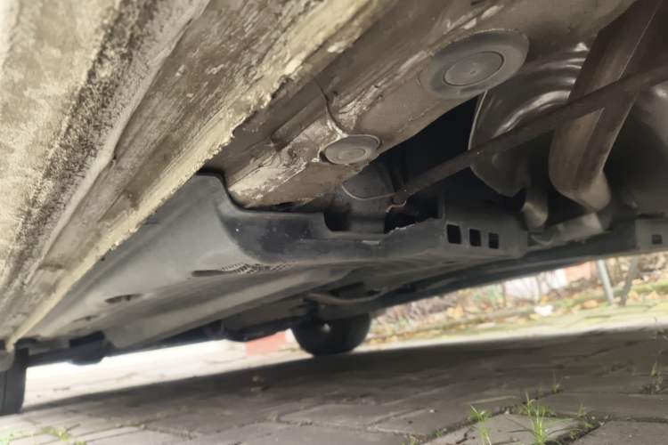 Used Volkswagen Polo 2013 1.6L Automatic Comfort Edition Chassis Rear Left